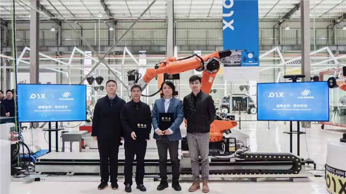 贵阳高新区企业与福龙马集团将联合打造城市机器人 助力城市环卫智能升级 社会 第1张