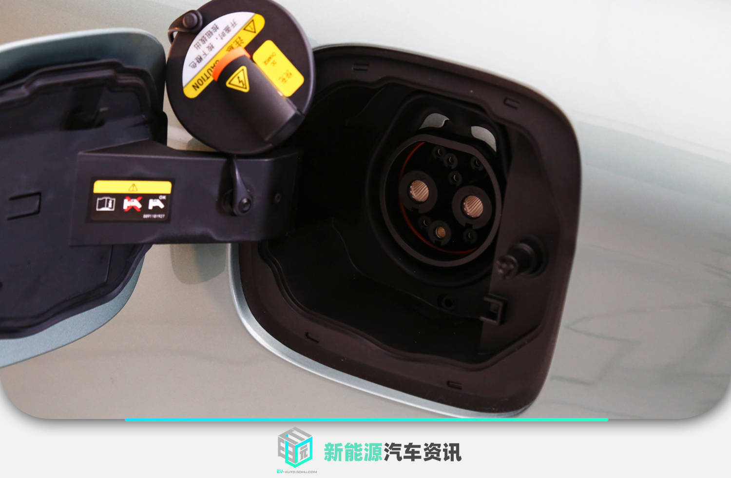 2b32a79d44ea4999acd5c3dc714f248e