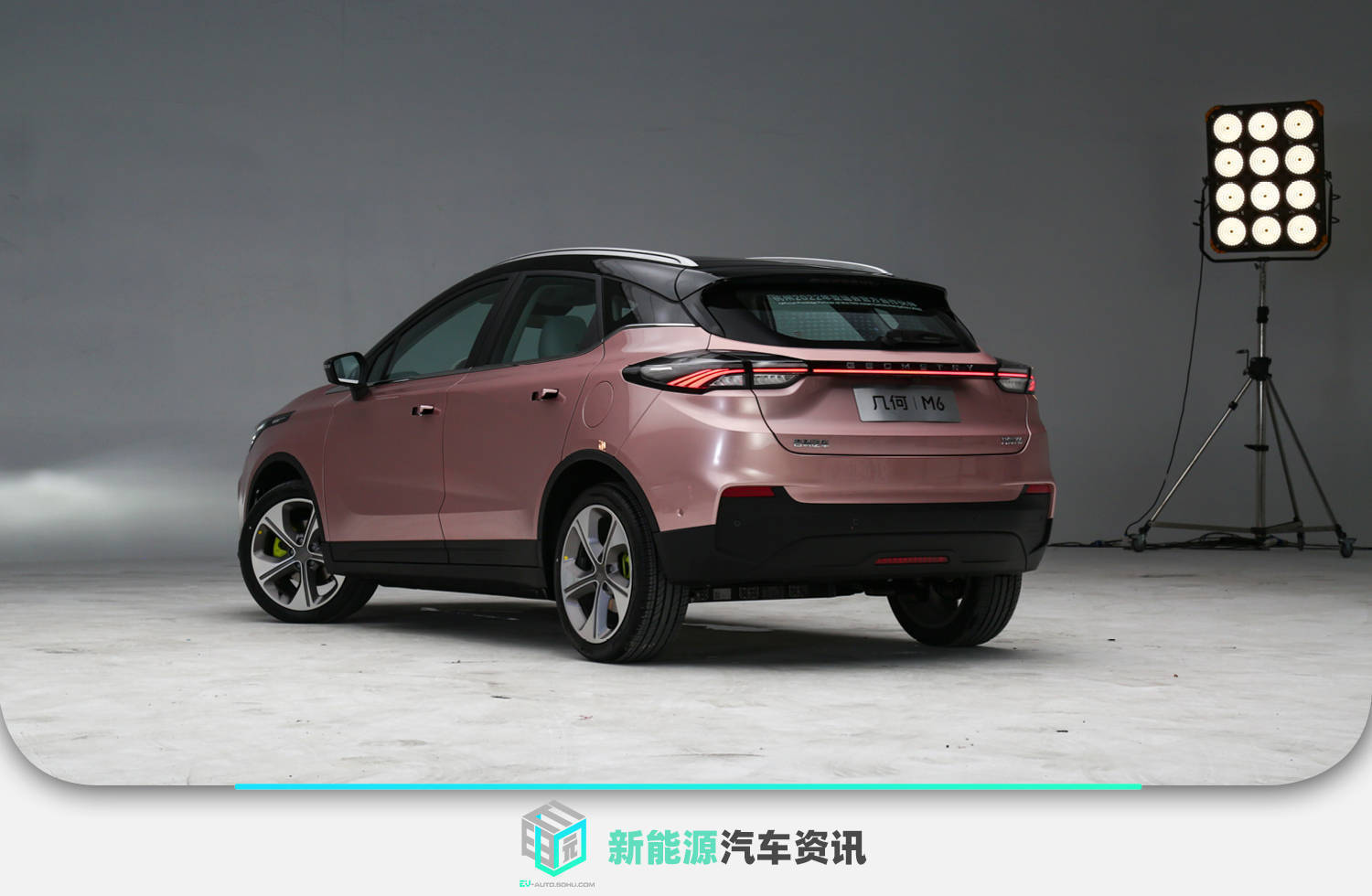 8e18b1639aa8448aa8ba9c02f3c95eec