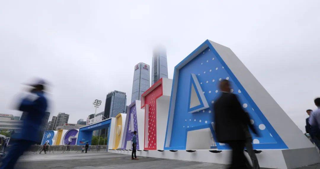 510c9edbe7844d818ff9312a52184e38