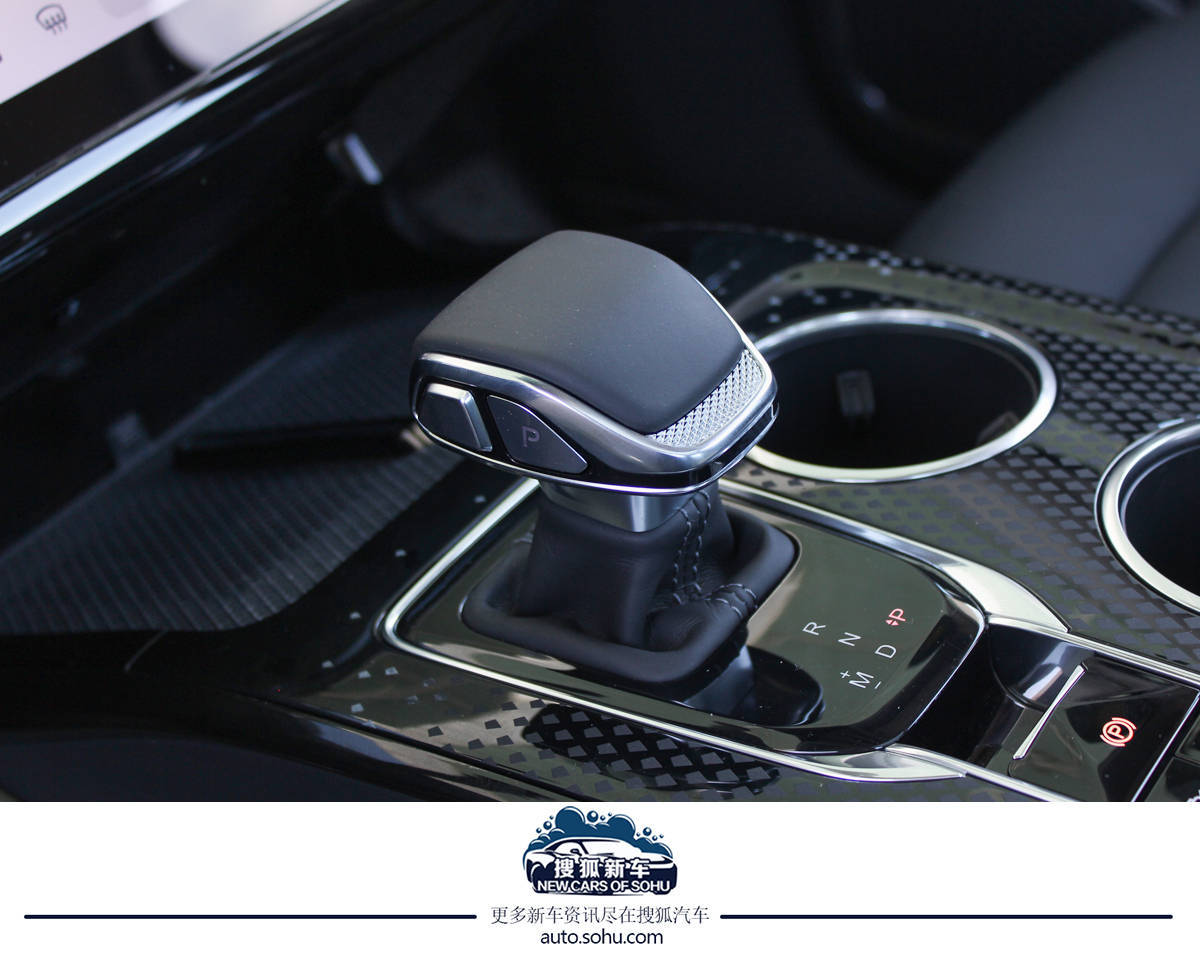 03560003de7d40659447a25bd7020d2e