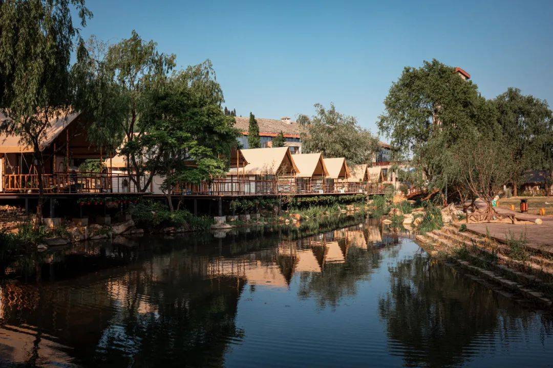 7e82bf9408724930bffb4a1a49468729