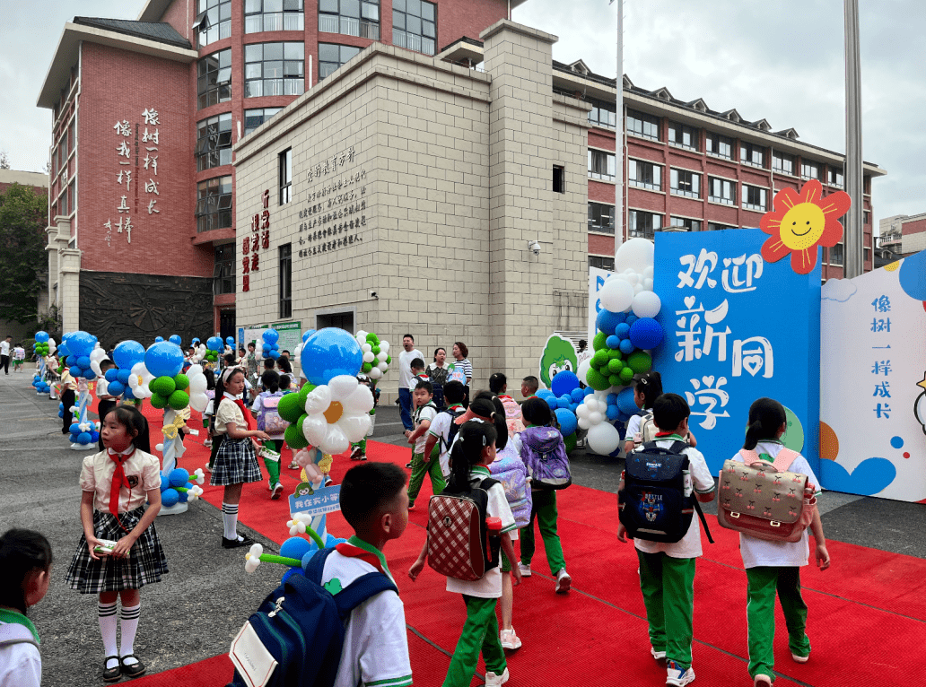 e83eb30ef04b4ff79ed3cc7f05d7fce5