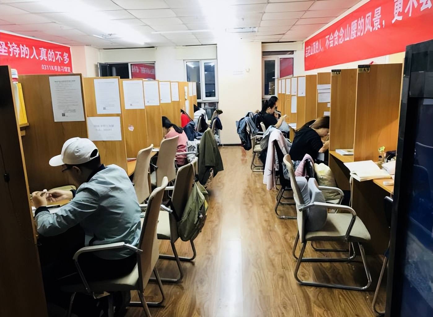 28208940234c4a8ab984e937a90ac5cc