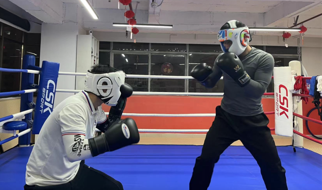 7196b518952341d7a09654f4a60764c9