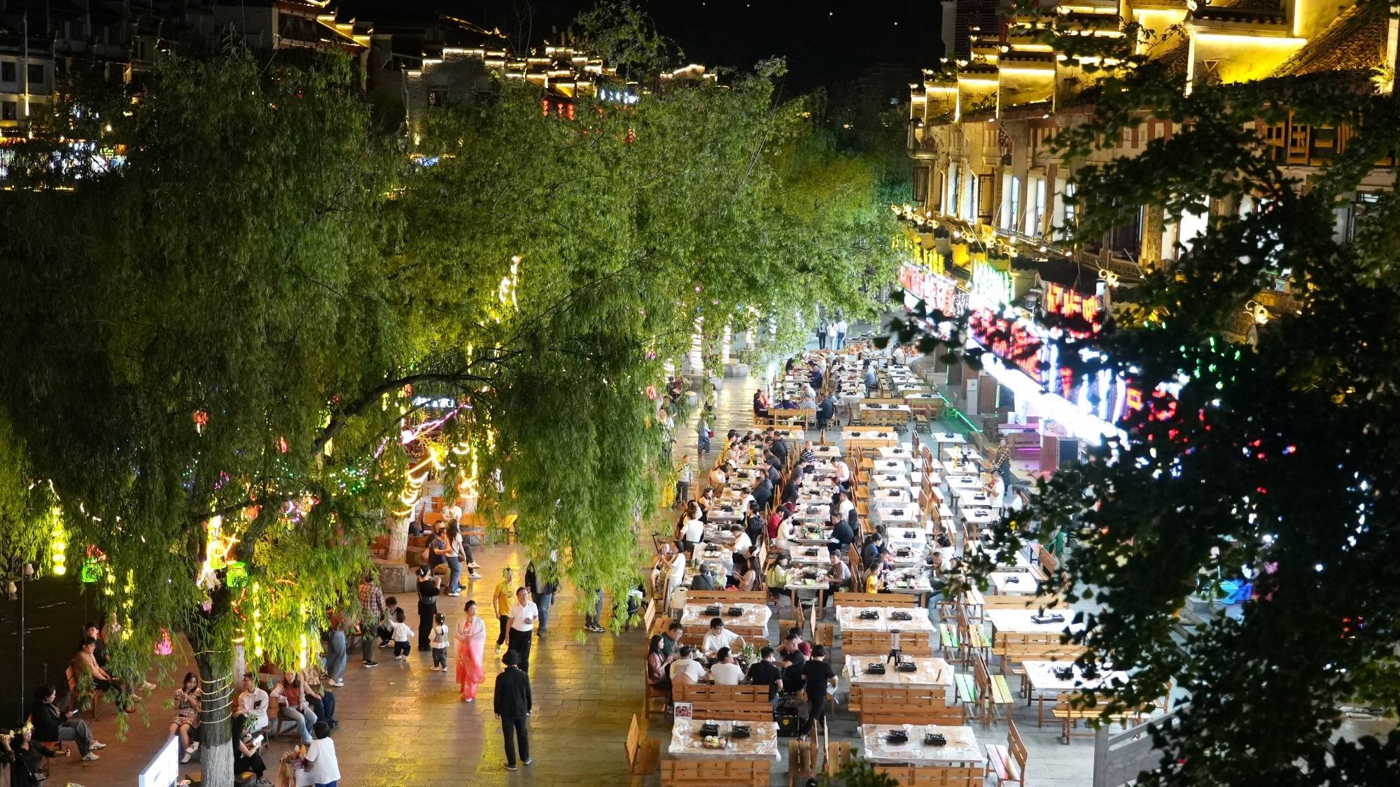 3730a33be4c4402284792e084804b684