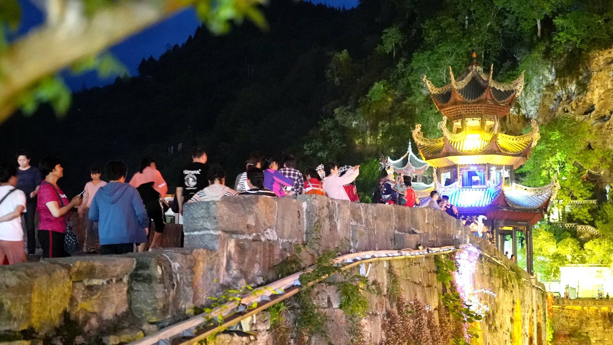 6be75a88d8154cc49ba53f2194882bec