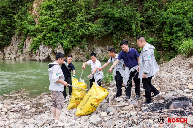 2025081111521001.006