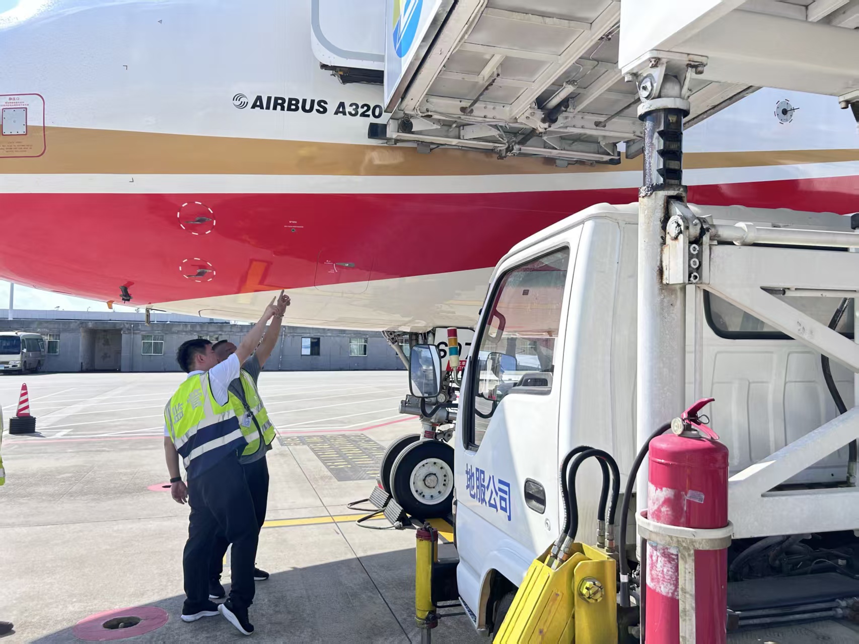 1760097700297096157 1760097700297096157